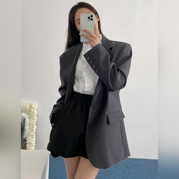 Grey Blazer - Picture 1 of 2